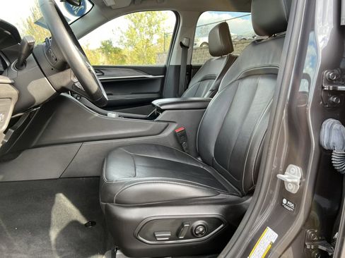 Used 2022 Jeep Grand Cherokee L Limited image 5