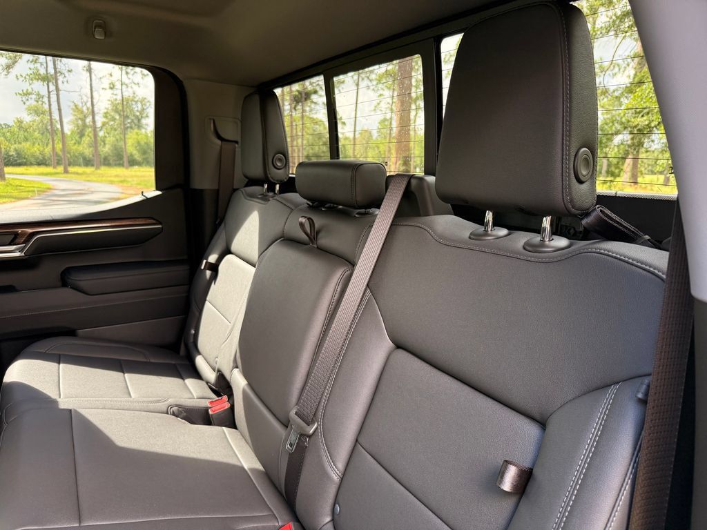 New 2026 Chevrolet Silverado 1500 RST AWD/4WD image 31