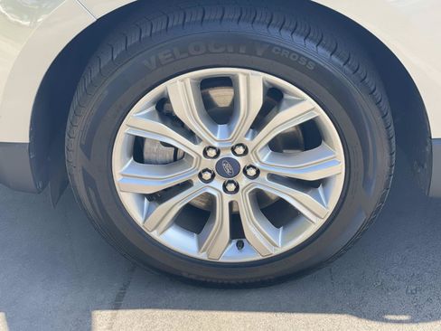 Used 2022 Ford Edge Titanium AWD/4WD image 38