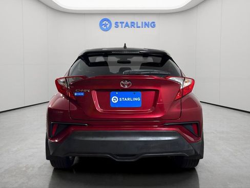 Used 2018 Toyota C-HR XLE image 7