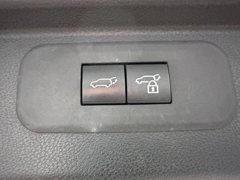 Used 2024 Toyota Grand Highlander AWD image 16