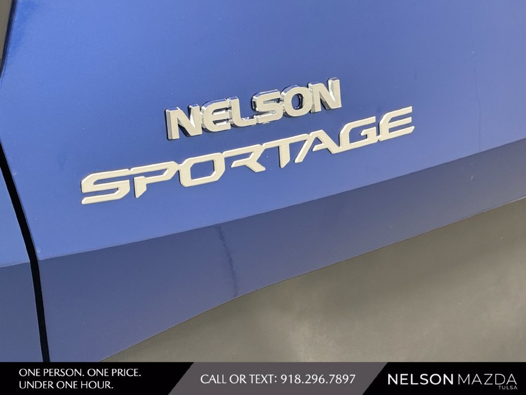 Used 2024 Kia Sportage EX FWD image 15