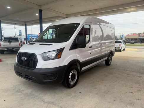 Used 2025 Ford Transit 250 148 Medium Roof RWD image 7