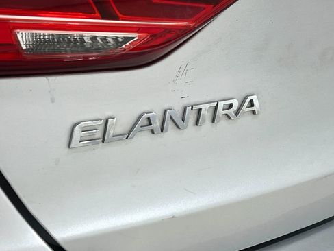 Used 2018 Hyundai Elantra Sport w/ Sport Premium Package 03 image 39