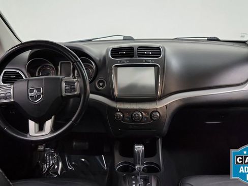 Used 2020 Dodge Journey Crossroad FWD image 25