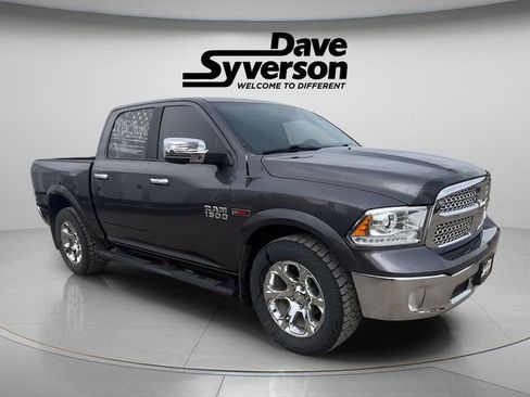 Used 2016 RAM 1500 Laramie w/ Convenience Group image 8