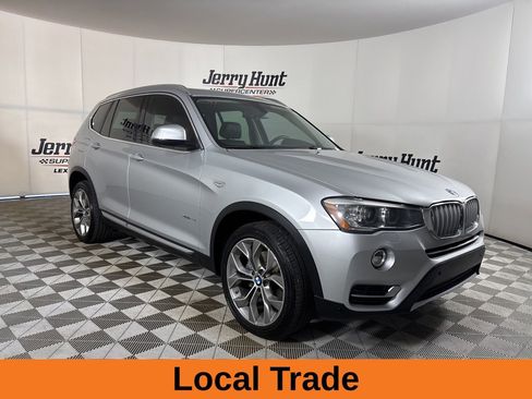 Used 2017 BMW X3 xDrive28i image 5