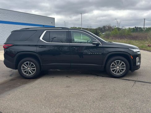 Used 2023 Chevrolet Traverse LT AWD/4WD image 7