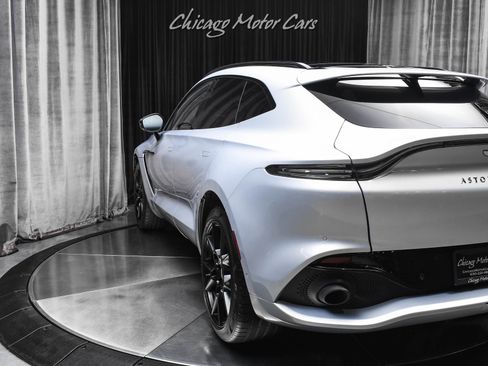 Used 2022 Aston Martin DBX AWD/4WD image 40