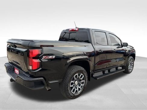 Used 2024 Chevrolet Colorado Z71 w/ Z71 Convenience Package 2 image 5