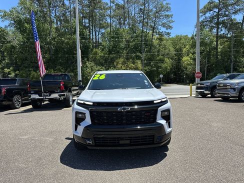 Used 2026 Chevrolet Traverse RS FWD image 11
