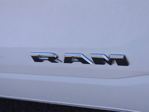 Used 2024 RAM 1500 Laramie image 15