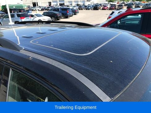 Used 2023 Chevrolet Traverse RS AWD/4WD image 3