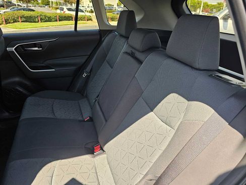 Used 2025 Toyota RAV4 XLE w/ Convenience Package AWD/4WD image 17