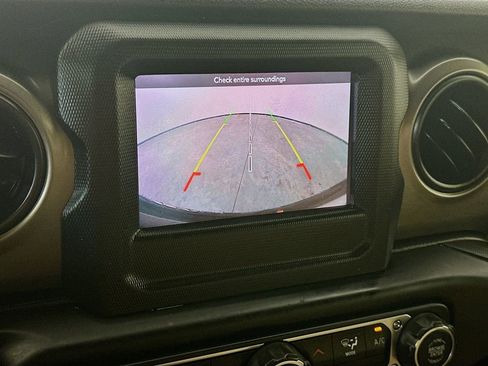 Used 2019 Jeep Wrangler Unlimited Sport S image 20