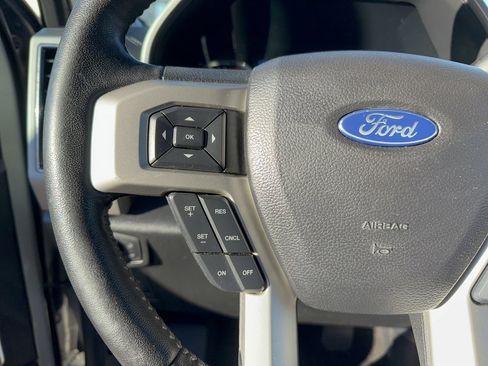 Certified 2019 Ford F150 Lariat image 23
