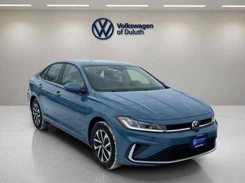 Certified 2025 Volkswagen Jetta S image 7