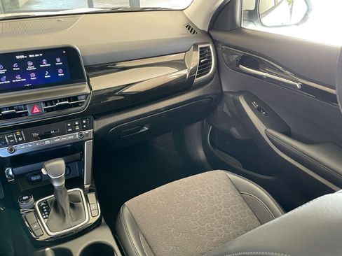 Used 2025 Kia Seltos S image 35