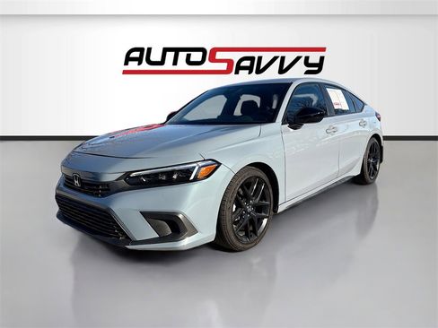 Used 2024 Honda Civic Sport image 3