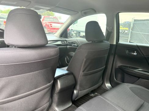 Used 2015 Honda Accord Sport image 12