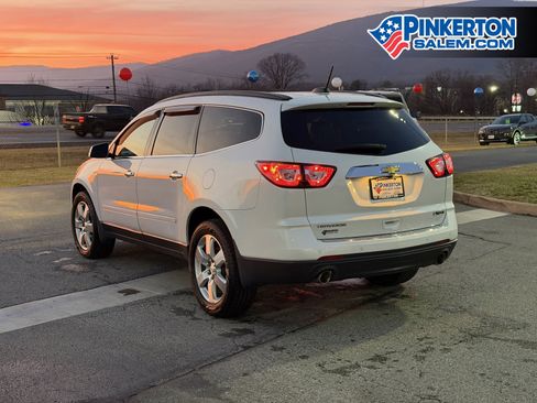 Used 2017 Chevrolet Traverse Premier image 4