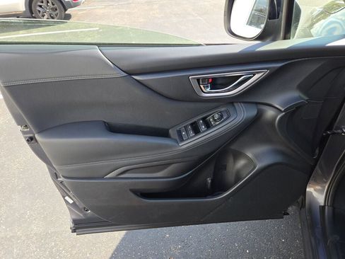 Used 2022 Subaru Forester Premium image 18