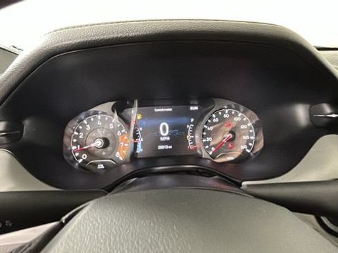 Used 2023 Jeep Compass Limited w/ Sun and Sound Group AWD/4WD image 18