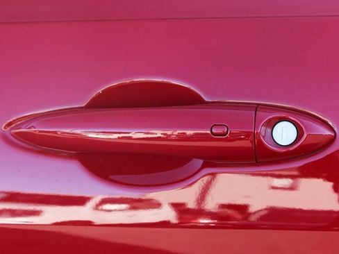 Used 2024 Dodge Hornet GT image 9