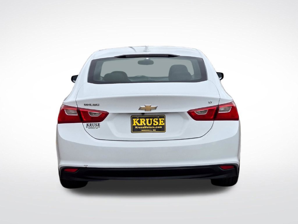 Used 2017 Chevrolet Malibu LT FWD image 34