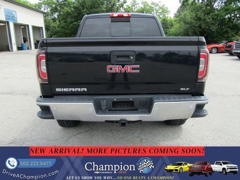 Used 2018 GMC Sierra 1500 SLT AWD/4WD image 5