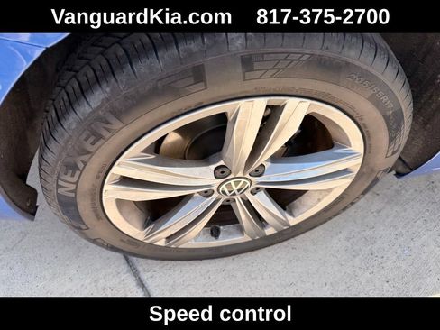Used 2024 Volkswagen Jetta SE FWD image 10