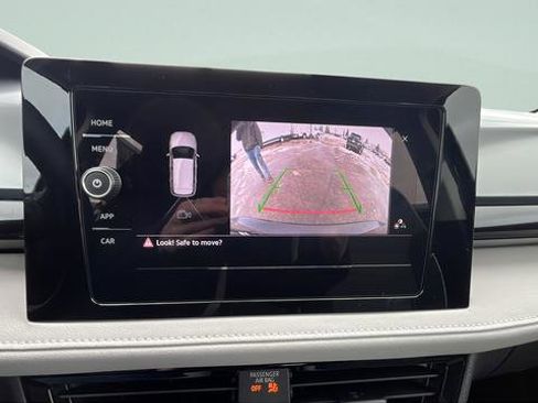 New 2026 Volkswagen Taos S image 13