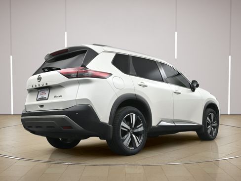 Used 2021 Nissan Rogue SL AWD/4WD image 27