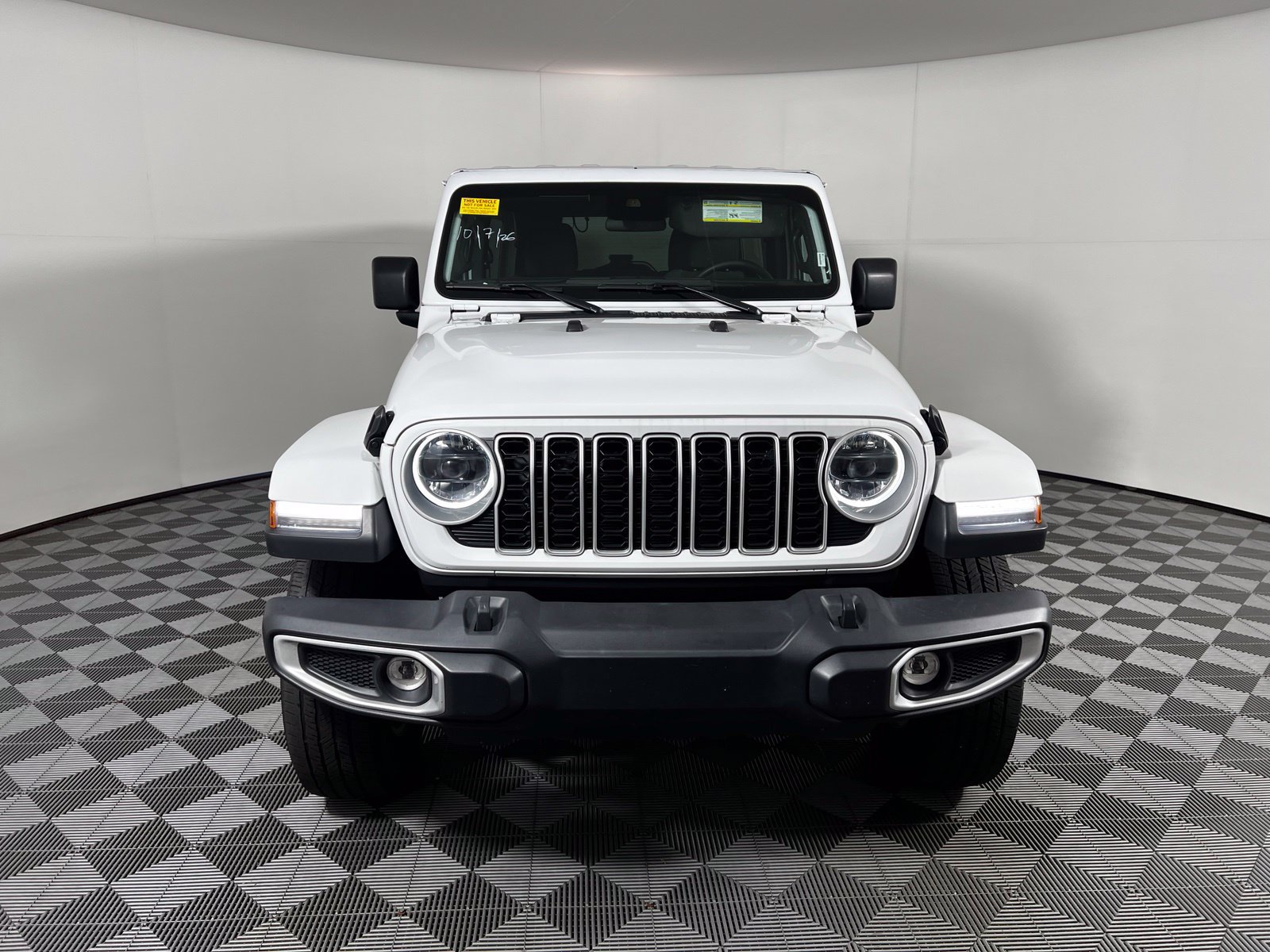 Used 2025 Jeep Wrangler Unlimited Sahara AWD/4WD image 2
