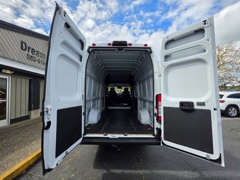 Used 2023 RAM ProMaster 3500 FWD image 15