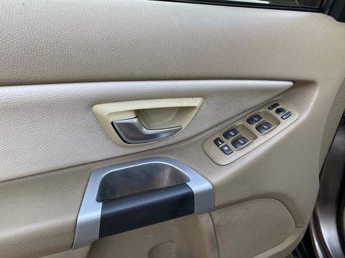 Used 2011 Volvo XC90 3.2 image 25