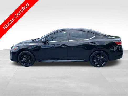 Used 2024 Nissan Sentra SR w/ SR Premium Package FWD image 2