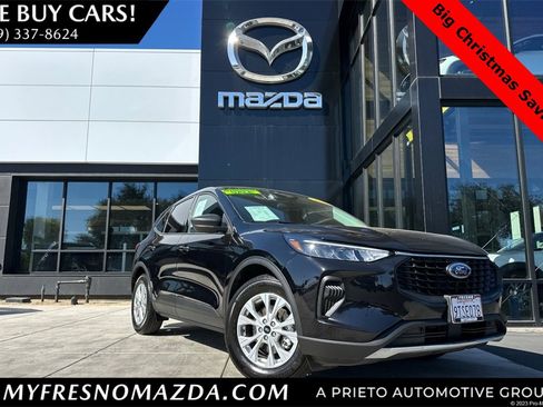 Used 2025 Ford Escape Active image 1