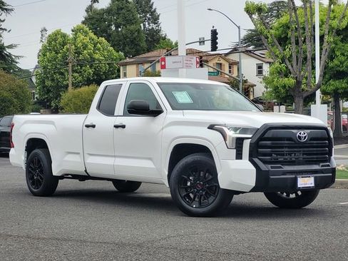 Used 2023 Toyota Tundra SR w/ SR Tow Package RWD image 2