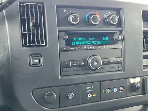 New 2025 GMC Savana 3500 w/ Power Convenience Package image 28