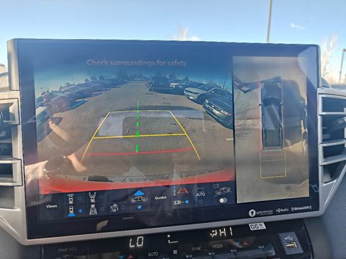 Used 2024 Toyota Tundra Limited image 15