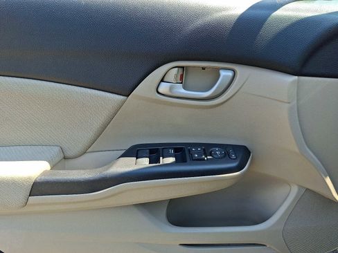 Used 2013 Honda Civic LX image 13