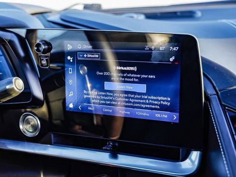 Used 2024 Chevrolet Corvette Stingray Premium Cpe w/ Z51 Performance Package image 17