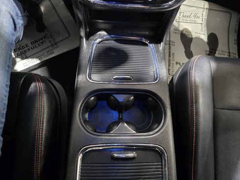 Used 2019 Dodge Grand Caravan GT FWD image 37