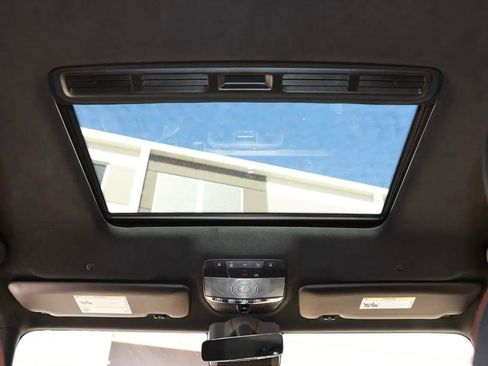 Used 2019 Mercedes-Benz G 550 image 26