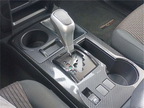 Used 2024 Toyota 4Runner TRD Off-Road image 18