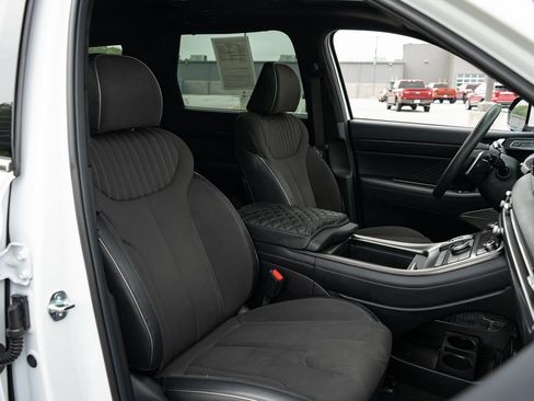 Used 2025 Hyundai Palisade Calligraphy AWD/4WD image 24