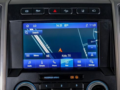 Used 2021 Ford F450 Platinum w/ FX4 Off-Road Package image 19