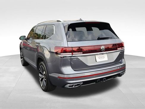 Used 2024 Volkswagen Atlas SEL Premium R-Line AWD/4WD image 3