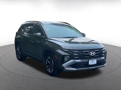 Used 2025 Hyundai Tucson SEL AWD/4WD image 3